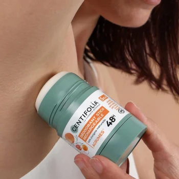 Proteção total e natural durante 48h. Perfume fresco de citrinos, sem químicos controversos, sem alumínio nem bicarbonato. Neutraliza os maus odores.