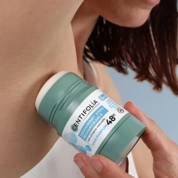100% natural, 48h de eficácia e não mancha a roupa. Proteção eficaz contra os maus odores da transpiração, sem químicos nem alumínio.